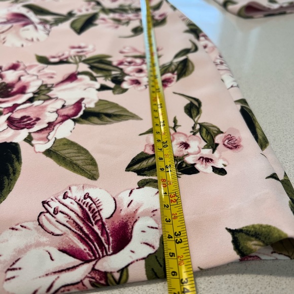 White House Black Market Pink Floral Dress, Size 4. NWT - Picture 10 of 10